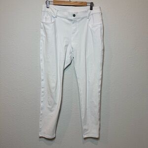 Elegant White Skinny Jeans for Women